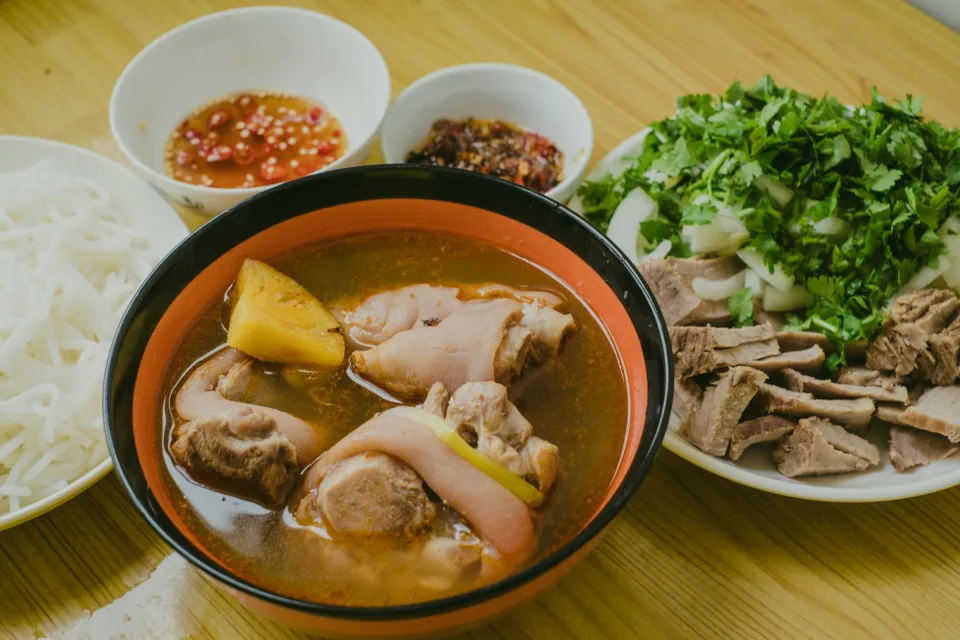 Ly cà phê sữa đá